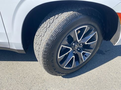 Used 2022 Chevrolet Tahoe Z71 w/ Z71 Off-Road Package image 6