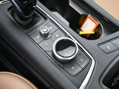 Used 2024 Cadillac XT5 Premium Luxury w/ Platinum Package image 24