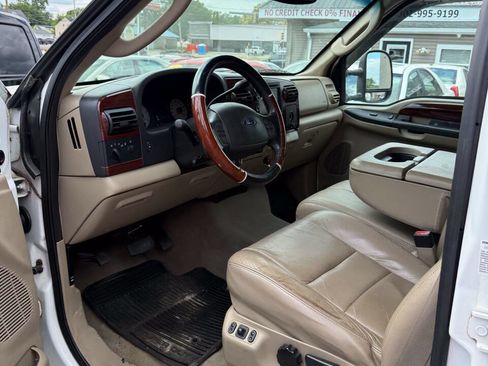 Used 2005 Ford F350 4x4 Crew Cab DRW Super Duty image 9