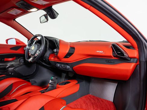 Certified 2019 Ferrari 488 Pista Coupe RWD image 54