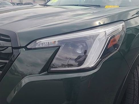 Used 2024 Subaru Forester Limited AWD/4WD image 8