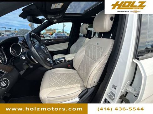 Used 2017 Mercedes-Benz GLS 550 4MATIC image 20