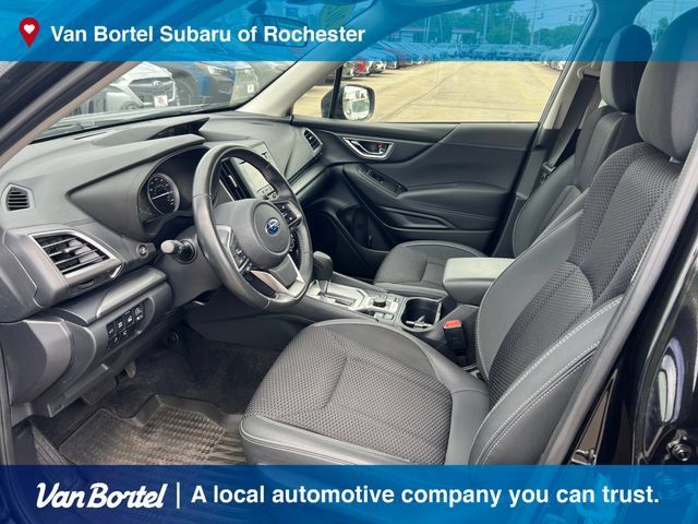Used 2023 Subaru Forester Premium AWD/4WD image 13