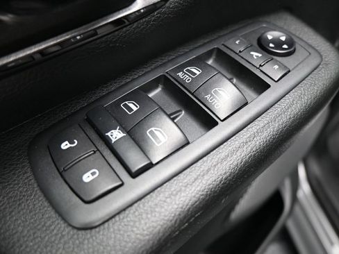 Used 2020 RAM 1500 Big Horn w/ Built-to-serve Edition AWD/4WD image 11