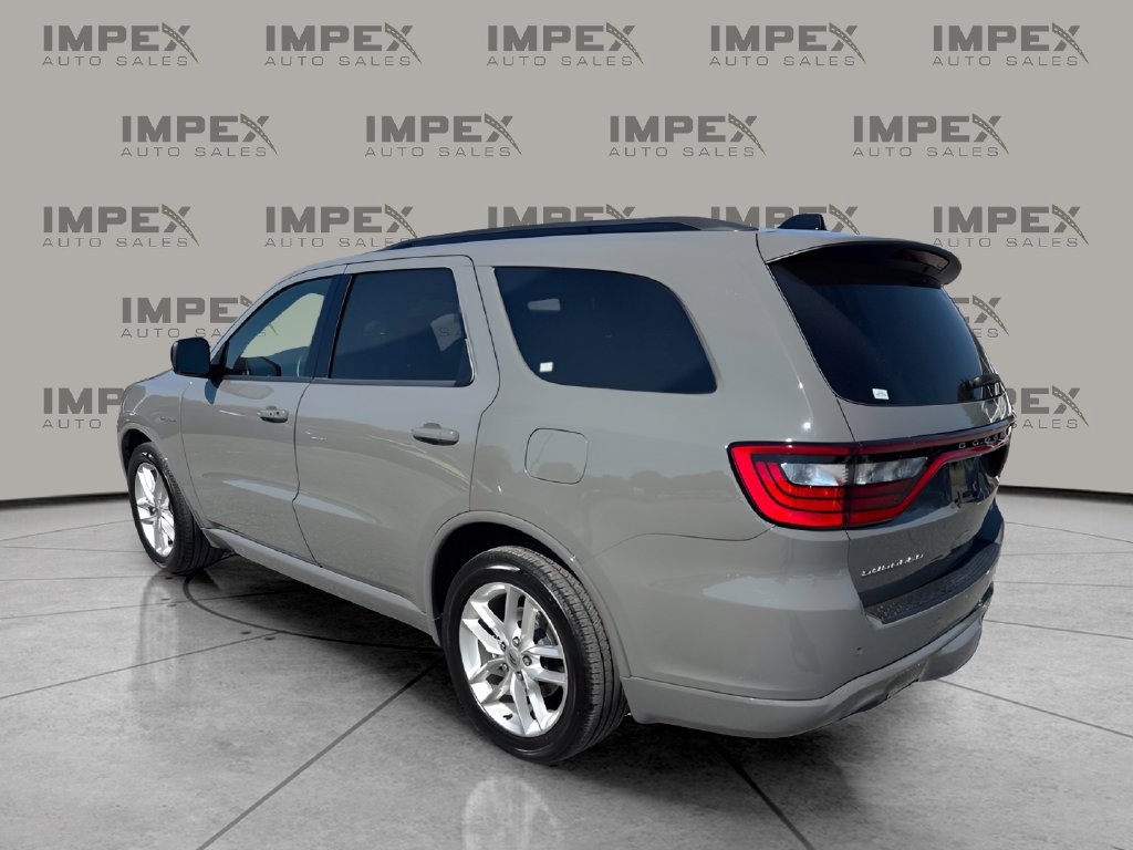 Used 2024 Dodge Durango R/T RWD image 3