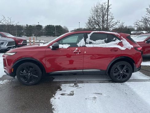 New 2025 Buick Envision Sport Touring image 7