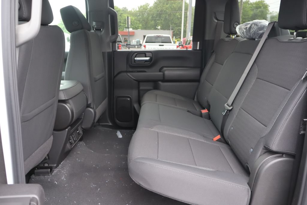 New 2026 Chevrolet Silverado 2500 Custom w/ Custom Value Package AWD/4WD image 17