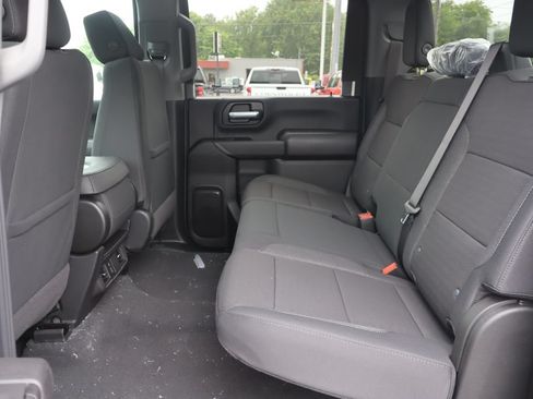 New 2026 Chevrolet Silverado 2500 Custom w/ Custom Value Package AWD/4WD image 17