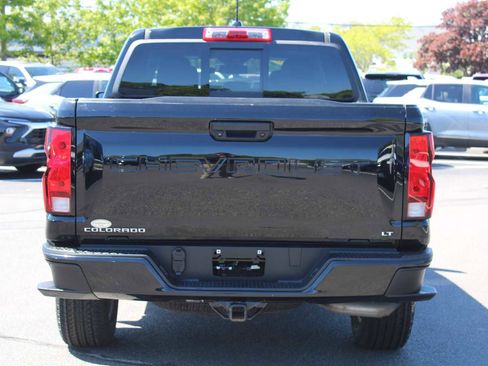 Certified 2023 Chevrolet Colorado LT w/ LT Convenience Package II AWD/4WD image 6