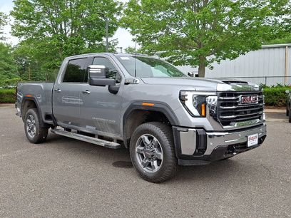 New 2025 GMC Sierra 2500 SLT w/ SLT Premium Package