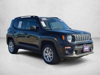 Used 2022 Jeep Renegade Latitude AWD/4WD video 3