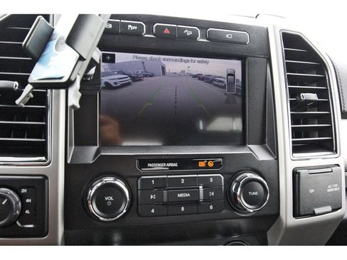 Used 2019 Ford F250 Lariat w/ FX4 Off-Road Package AWD/4WD image 22