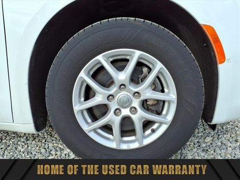 Used 2019 Chrysler Pacifica LX image 11