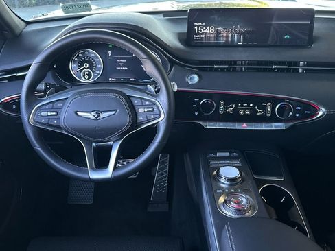 Used 2025 Genesis GV70 3.5T Sport image 15