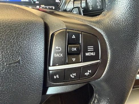 Used 2020 Ford Explorer XLT w/ Equipment Group 202A RWD image 18