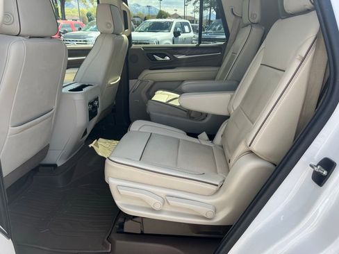 Used 2021 GMC Yukon Denali AWD/4WD image 22
