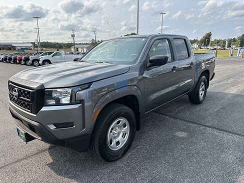 Used 2022 Nissan Frontier S w/ Technology Package image 3