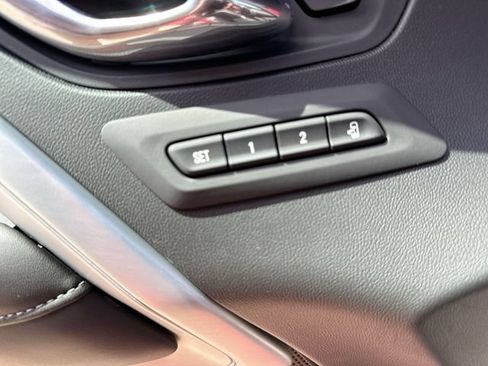 Used 2017 Chevrolet Camaro LT RWD image 49