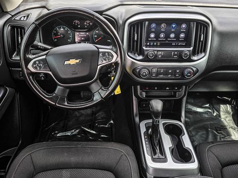 Used 2022 Chevrolet Colorado LT AWD/4WD image 36