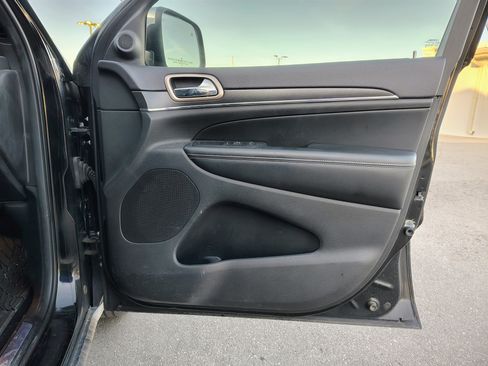 Used 2015 Jeep Grand Cherokee Limited image 14