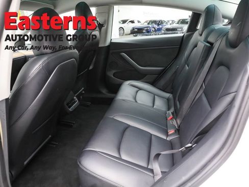 Used 2023 Tesla Model 3 Standard Range image 19