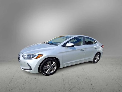 Used 2017 Hyundai Elantra Value Edition w/ Cargo Package image 4