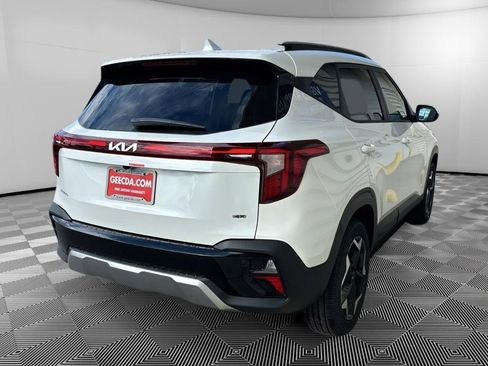 New 2026 Kia Seltos S image 4