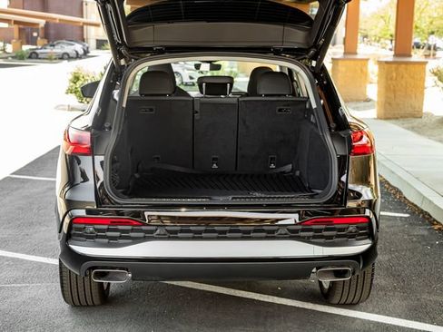 Certified 2025 Audi Q5 Premium w/ Premium Plus AWD/4WD image 22