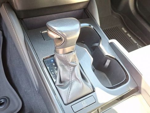 Used 2023 Lexus ES 350 w/ Premium Package FWD image 12