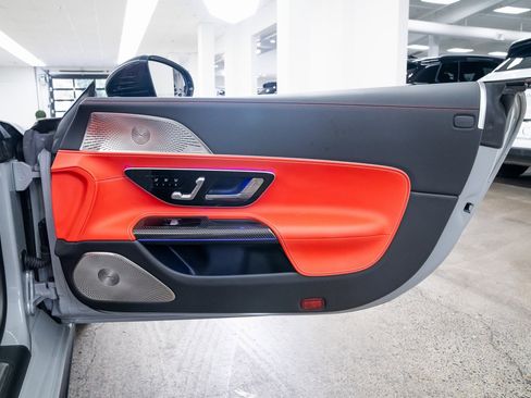 Used 2022 Mercedes-Benz SL 63 AMG 4MATIC image 22