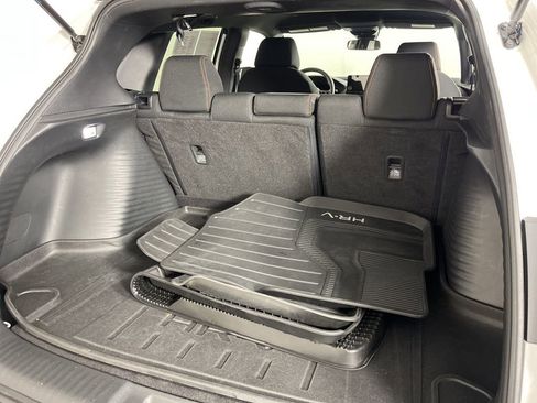 Certified 2024 Honda HR-V Sport image 8