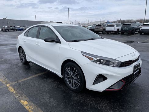 Used 2023 Kia Forte GT-Line image 1