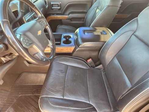 Used 2018 Chevrolet Silverado 1500 High Country image 13