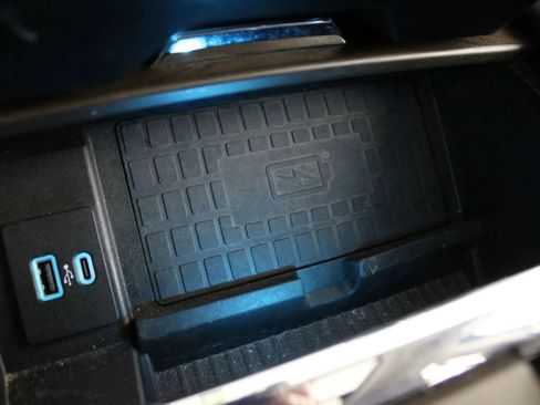 Used 2020 Ford Expedition Max Platinum AWD/4WD image 29
