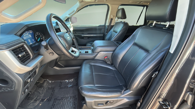 Used 2022 Ford Expedition XLT RWD image 18