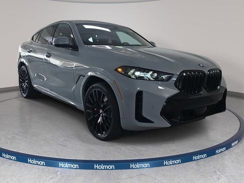 New 2026 BMW X6 xDrive40i w/ Climate Comfort Package image 3