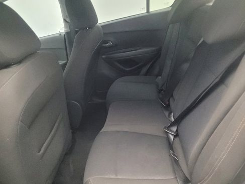 Used 2020 Chevrolet Trax LS w/ Tint and Cruise Package FWD image 18