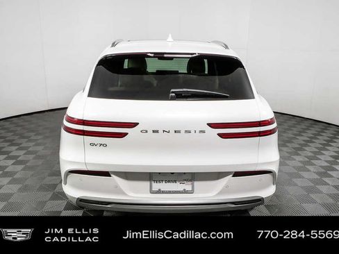 Used 2025 Genesis Electrified GV70 AWD/4WD image 28