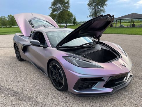 Used 2024 Chevrolet Corvette Stingray Preferred Cpe w/ Z51 Performance Package RWD image 32