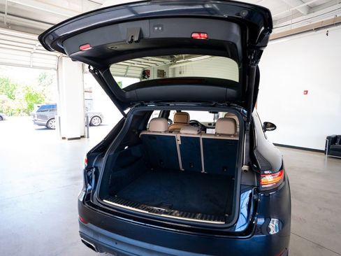 Used 2021 Porsche Cayenne image 49