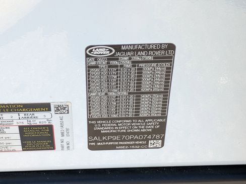 Certified 2023 Land Rover Range Rover SE image 34