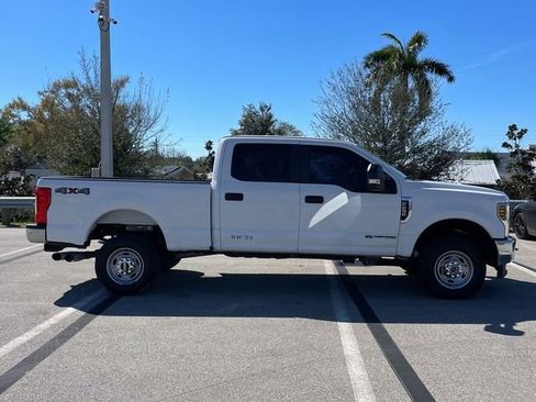 Used 2018 Ford F250 XL w/ Power Equipment Group image 3