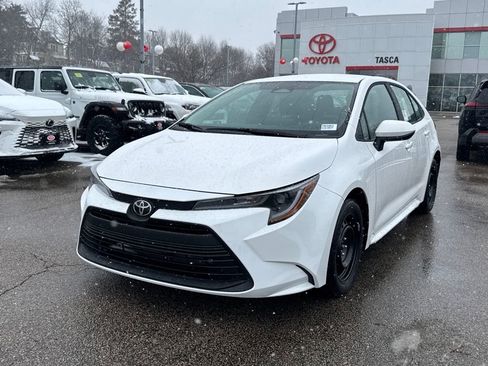 New 2026 Toyota Corolla LE image 3