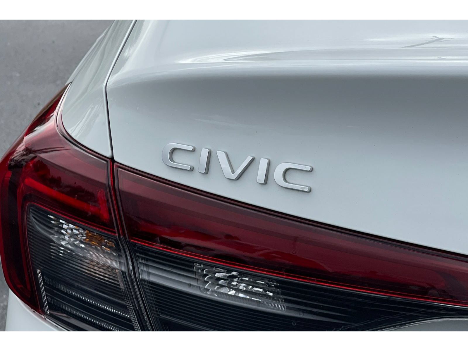 Used 2025 Honda Civic LX image 17