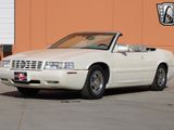 Used 2002 Cadillac Eldorado Touring w/ Preffered Equipment Group image 2