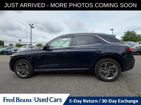 Used 2023 Genesis GV70 2.5T w/ Select Package AWD/4WD image 4