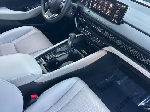 Used 2025 Honda Accord Touring image 33