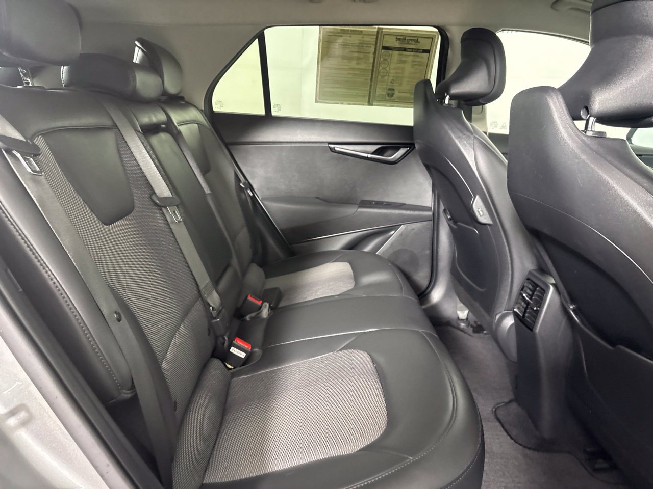 Used 2023 Kia Niro Wind w/ Wind Preserve Package FWD image 23