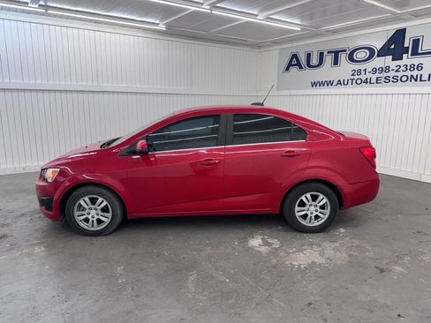 Used 2015 Chevrolet Sonic LT image 8