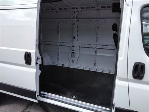 Used 2025 RAM ProMaster 2500 w/ Safety Group image 10